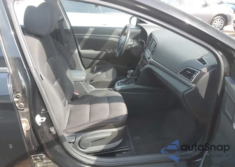 2018 Hyundai Elantra Value Edition из США, поврежденный, VIN 5NPD84LFXJH286297